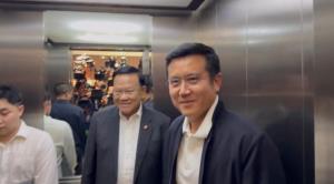 "สันติ-ชัยวุฒิ" โผล่ภท.สังเกตการณ์ประชุมสส. อุบร่วมงาน "ลุงป้อม" โอเคหรือไม่ แต่แย้ม ”คุยกันแล้ว“