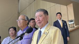 ”ภูมิธรรม“ เผย "ทักษิณ" ฝาก "เพื่อไทย" ไว้กับทุกคน ช่วยกันเดินหน้า ยันกำลังใจลูกพรรคยังดี