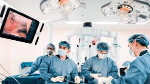 โรงพยาบาลราชวิถี กรมการแพทย์ จัดหลักสูตรฝึกอบรม “การผ่าตัดด้วยหุ่นยนต์ช่วยผ่าตัด” ยกระดับการผ่าตัดด้วยเทคโนโลยีล้ำสมัย