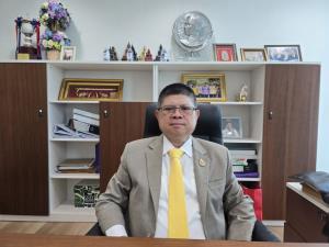“แรมโบ้” แปลกใจ “ณัฐวุฒิ วงศ์เนียม” ยื่นร้อง MOA แทนเพื่อไทย นักกฎหมายในพรรคต้องเอาปี๊บคลุมหัว ซัดขี้แพ้ชวนตีหลัง ปชน.ไม่เอาด้วย