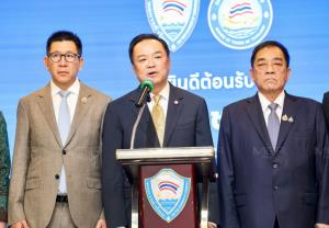 "อนุทิน" ปัดข่าวลือโผ ครม.สะดุด ยันไม่มีอะไร