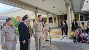 นายกฯยึดหลักการเดิม 9 พันเยียวยาอุทกภัย สั่งเร่งขึ้นทะเบียน ชิ่งตอบปมฎีกา “ทักษิณ”