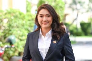 รัฐบาลเผยจ่ายเยียวยาแผ่นดินไหวกทม.กว่า 3 หมื่นครอบครัว สั่งเร่งครบในต.ค. แนะรับโอนผ่าน KTB