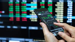 เมย์แบงก์ คาดกำไรบจ. โค้ง3 ทะลุ 2 แสนลบ. โต 27% YoY  จากแรงหนุนกลุ่ม ICT-แบงก์