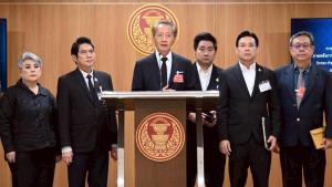 "ธีระชัย" ยื่น "วันนอร์" ตรวจสอบปฏิญญากัวลาลัมเปอร์-MOU แร่หายาก หวั่นกระทบอธิปไตยไทย-ขัด รธน.