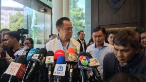"อนุทิน" ให้รอดู "วราวุธ" ขนลูกพรรคซบภท. จับตาเสริมหนักบ้านใหญ่ดึง "คุณปลื้ม-ปิตุเตชะ" ร่วม