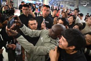 “คิปโชเก้” ตำนานนักวิ่งถึงไทย เตรียมลุยศึกมาราธอนอะเมซิ่งไทยแลนด์ฯ 2025