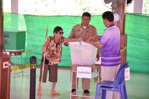 กกต.เตรียมเปิดลงทะเบียนใช้สิทธินอกเขต แต่ต้องไปหย่อนบัตร 8 ก.พ.เท่านั้น