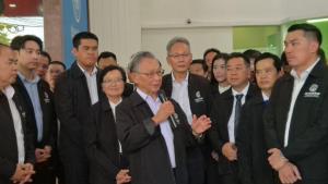 “ชวน” แฉการเมืองเงินสกปรกไร้ศักดิ์ศรี ทุ่มซื้อพรรค 500 ล.- สส. 50 ล. แนะผู้สมัครพูดจริง-อย่าสร้างศัตรู ขรก.