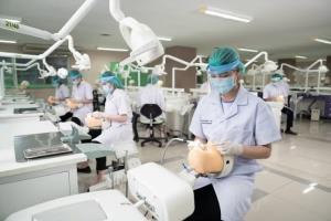 คณะทันตแพทยศาสตร์ ม.เวสเทิร์น แกร่งวิชาการ สอบ NL1 ผ่าน 100%