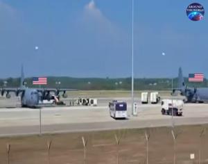 “ไทย” โร่ปัดวุ่น “เครื่อง C-130-ฮ.ทหารอเมริกัน” ที่เห็นลงจอดใน “กระบี่” ไม่เกี่ยวสงครามตะวันออกกลาง  ส่วน "ทิ้งระเบิดสหรัฐฯ B-52" ชื่อดังพร้อมระเบิดลูกมหึมากลับมาจอดแช่ฐานใน UK หลังเริ่มต้นหยุดยิง