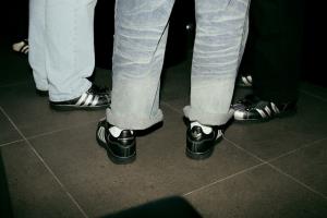 adidas Originals จับมือ KNOWWHERE STUDIOS พลิกความดิบสู่ความคูล ใจกลางเจริญกรุง