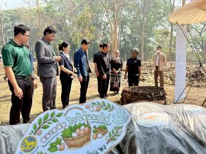 ชาวสันกำแพงไอเดียเจ๋ง เดินหน้า “ตลาดใบไม้แลกไข่” ลดเผา-ลดฝุ่น PM2.5