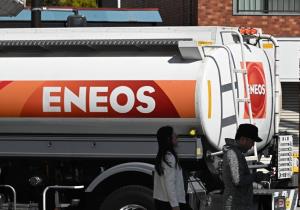 เรือน้ำมันญี่ปุ่นลำที่ 2 ผ่านช่องแคบฮอร์มุซสำเร็จ จับตาสถานการณ์ราคาน้ำมัน