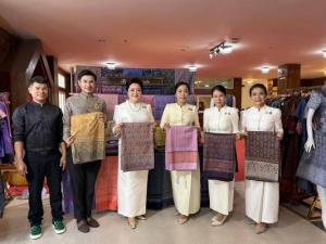 แม่บ้านมหาดไทยจังหวัดขอนแก่น เยี่ยมชมและสนับสนุนผลิตภัณฑ์ผ้าไทย หนุนภูมิปัญญาท้องถิ่นสู่สากล &amp;#127804;
