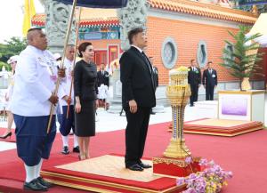 ในหลวง - พระราชินี เสด็จฯ ไปทรงเปิดอาคารศาลเจ้าไต้ฮงกงหยกขาว เฉลิมพระเกียรติ ๗๒ พรรษา