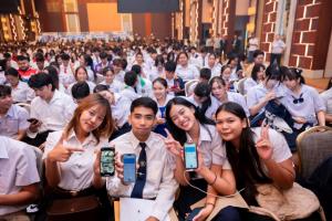 กองทุนกีฬา มอบทุนการศึกษานักกีฬา 70 ล้าน ‘สุรศักดิ์’ สุดปลื้ม เผยข่าวดีปีหน้าเพิ่มวงเงิน 100 ล้าน
