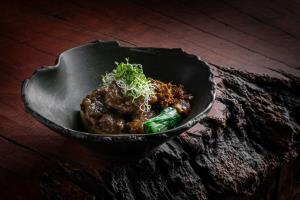 “ต่าง” เปิดตัว Chef’s Table อาหารเหนือ โดยเชฟก้อง Locus Native Food Lab จากเชียงราย สู่ เอราวัณ แบงค็อก