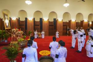 AIS นำคณะผู้บริหารเข้าถวายน้ำสรงพระศพ เจ้าฟ้าพัชรกิติยาภาฯ