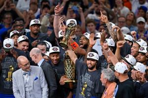 "นิกส์" คว้าแชมป์ NBA รอบ 53 ปี "บรันสัน" ซิว MVP รอบชิงฯ