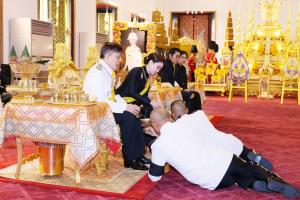 ในหลวง-พระราชินีทรงบำเพ็ญพระราชกุศลสัตตมวาร พระราชทานพระศพ “เจ้าฟ้าพัชรกิติยาภา” พระราชา-พระราชินีภูฏานทรงร่วมแสดงความอาลัย