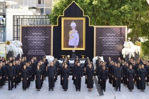 เดอะมอลล์ ร่วมพิธีบำเพ็ญกุศลสัตตมวาร น้อมถวายความอาลัย "เจ้าฟ้าพัชรกิติยาภาฯ"