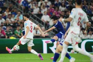 "ญี่ปุ่น" เหนือชั้นถล่ม 4-0 เขี่ย "ตูนิเซีย" ตกรอบแรก