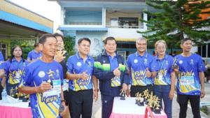 นายกสุพิศ ร่วมปล่อยพลังนักวิ่ง! หนุนกิจกรรมเดิน-วิ่งบ้านดอนขี้เหล็ก ระดมพลังชุมชนเพื่อการศึกษา