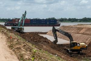 สหรัฐฯ เผยสนใจลงทุนพัฒนาท่าเรือเชื่อมคลองฟูนันเตโชกัมพูชา ขยายความร่วมมือทางเศรษฐกิจ