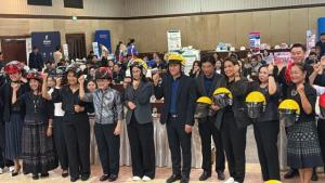 คปภ.ภาค 7 เปิดโครงการ “แรงงานมั่นใจ ประกันภัยพร้อมดูแล” ที่เพชรบุรี หนุนแรงงานเข้าถึงประกันภัย เสริมเกราะบริหารความเสี่ยงภาคอุตสาหกรรม