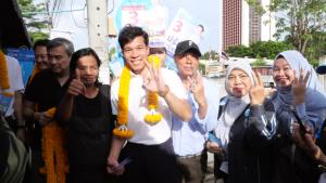 จับตา “แบปรัชญา” เบอร์ 3 ประชาธิปัตย์ ควงขุนพลมุสลิมรุ่นใหญ่ลุยเคาะประตูบ้านชาวบางกะปิ-อาสาดูแลชุมชนเพื่อความเท่าเทียม