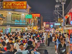 กลับมาท็อปฟอร์ม!! "บรรทัดทอง" สตรีทฟู้ดเมืองไทย ร้านดังปักหมุดเปิดร้านต่อเนื่อง