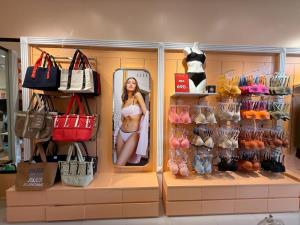 ELLE เปิดตัวแฟชั่นเดสติเนชั่นแห่งใหม่ @ Siam Premium Outlets