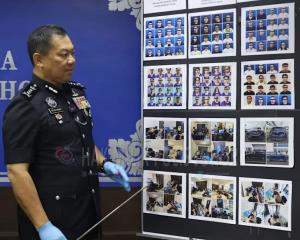 ตำรวจมาเลย์ทลายแก๊งต้มตุ๋น รวบสแกมเมอร์ 335 ราย ส่วนใหญ่เป็นชาวจีน