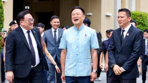 “ดีลเขียว-แดง” หลอน “อนุทิน” ไม่ยุบ ป.ย.ป.แถมตั้ง “บอดี้การ์ดตระกูลชิน” นั่ง ผอ.