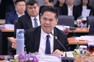 “วราวุธ” โชว์ผล กอช. ดัน Made in Thailand –ส่งเสริมอุตฯในประเทศ ไม่ทิ้งยานยนต์สันดาปภายใน-หนุนใช้ Biofuel ลดนำเข้า เสริมขีดแข่งขัน
