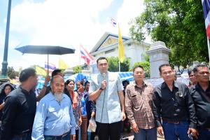 “เจเศรษฐ์” เปิดมหาดไทย รับเกษตรกรอีสาน ต่อสายตรงกรมชลฯ เคลียร์ปมที่ดิน-สั่งตั้งกรรมการดึงประชาชนร่วม