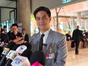 “ไอติม” ติง กกต.เพิ่งฟ้องผู้สมัคร สว.ขาดคุณสมบัติ จี้เร่งคดีใหญ่ ท้า “นภินทร” แจงร่วมขบวนการ ซัด “ศุภชัย” แถลงเท็จ