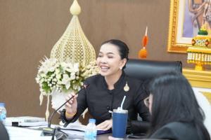 “สุขสมรวย”นั่งหัวโต๊ะบอร์ด กทบ.เคาะงบพันล้าน "SML พลัส" ครอบคลุมทั่วประเทศ พร้อมอัดฉีด "ไทยช่วยไทย"ต่อเนื่อง 3 รอบ รวมกว่า 743 ล้านบาท