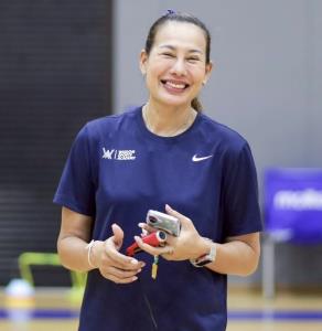 “อำพร” ตำนาน 7 เซียน ขอบคุณรุ่นน้อง สานฝันรุ่นพี่และคนไทย พาลูกยางไทยไปโอลิมปิกเกมส์
