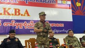 แหล่งข่าวเผย ‘เมาะโต่ง’ ผู้นำกองกำลัง BGF หลบหนีออกจากเมียวดี หลังไทยออกหมายจับข้อหาค้ามนุษย์