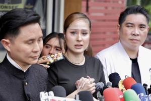 “ขวัญ อุษามณี” รับกังวล เปิดตัวเป็นพยานคดีแตงโม “อ.ปานเทพ” โชว์หลักฐานมัด “กระติก” ตัดต่อภาพ