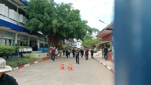 ระทึก!เด็ก ม.ต้น ฉกอาวุธผู้ปกครองยิงกลางโรงเรียนเมืองกำแพงเพชร โชคดีไร้คนเจ็บ