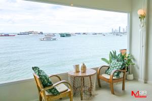 นั่งชิลชมวิวทะเล "Banlay Home Cafe" คาเฟ่ลับกลางวอล์กกิ้งสตรีทพัทยา