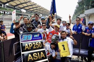 “ยามาฮ่า ไทยแลนด์ เรซซิ่ง ทีม” เถลิงแชมป์เอเชียสมัยที่ 8 “ไอเดีย” เหมาชัยเซปังฯ ครองบัลลังก์ระดับทวีปครั้งแรก “ตี” เบิ้ลโพเดียมไล่จี้ 3 แต้ม ลากชิงดำโฮมเรซ