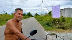 ชาวบ้านใจชื้น หลังผู้ว่าฯ แปดริ้วสั่งย้าย 4 ศพชาวยิวภายใน 7 วัน หวั่นกระทบอาชีพ-ตลาดกุ้งปลาใกล้สุสาน