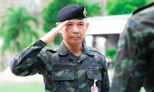 โปรดเกล้าฯ “พล.ต.ชาคริต อุจะรัตน” ขึ้นเป็นแม่ทัพภาคที่ 4 คนใหม่
