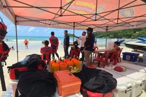 ภูเก็ตระดมกำลังเจ้าหน้าที่เร่งค้นหานักท่องเที่ยวโมร็อกโก จมหายทะเลหาดกะรน ช่วยได้ 1 ยังสูญหาย 1