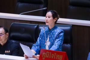 "กุลวลี"อภิปรายหนุนร่าง กม.คุ้มครองผู้ถูกกระทำด้วยความรุนแรงในครอบครัว ย้ำ"สิ่งที่ท่านเจอ ไม่ใช่เวรกรรม และไม่ใช่ความผิดของท่าน"
