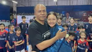 “ขนมจีบ” นักเทควันโดทีมชาติไทย เข้าขอพรโค้ช เตรียมลุยเอเชียนเกมส์ 2026 ที่ประเทศญี่ปุ่น